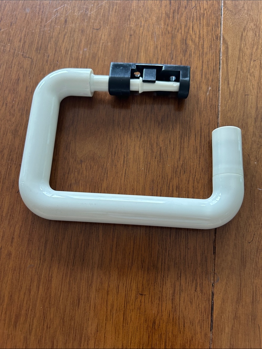 White Plastic Square Towel Ring Handle for Bath Accessories